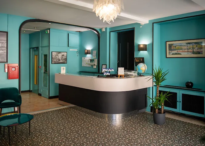 Hotel De Normandie 2*
